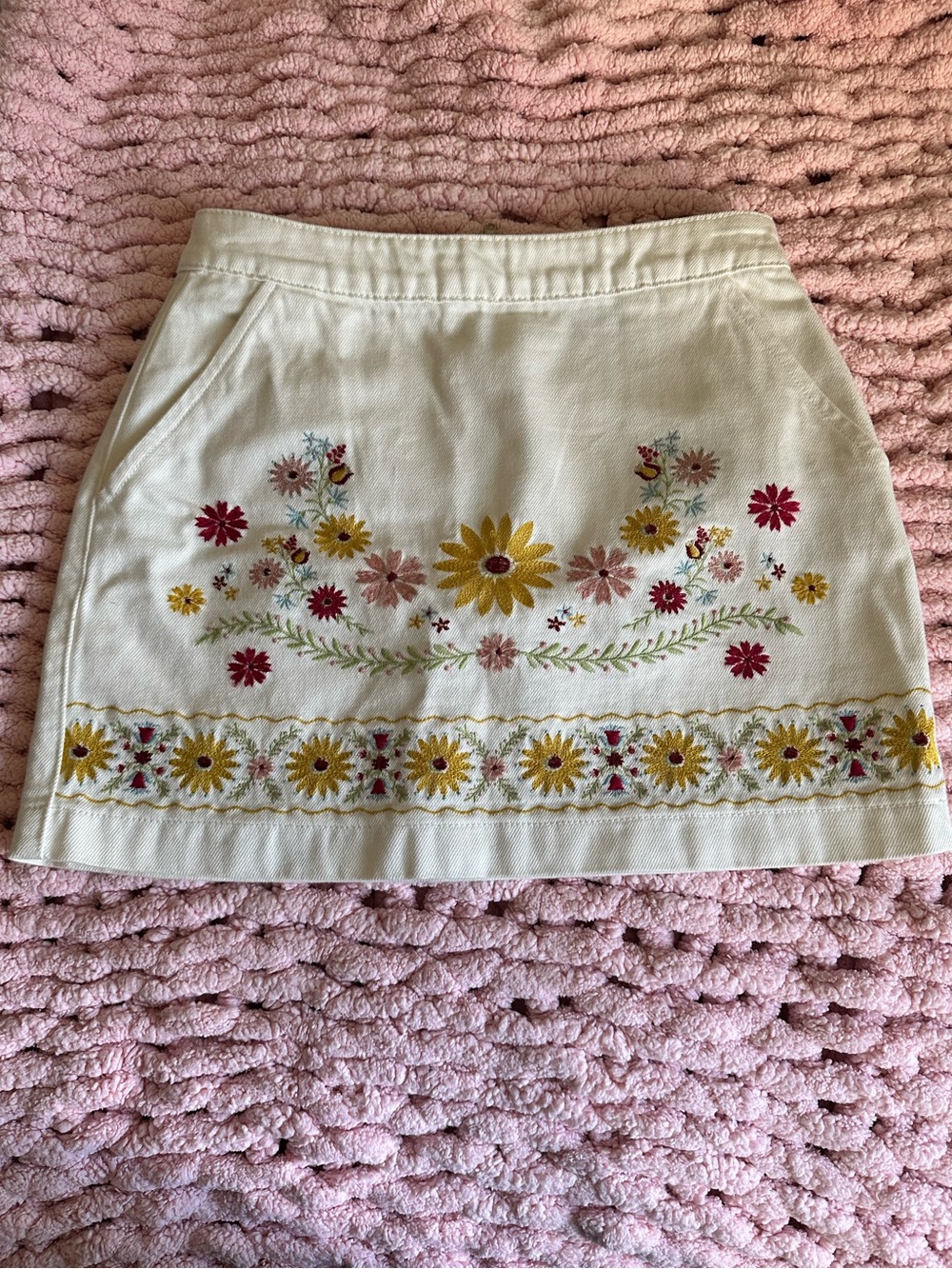 Forever 21 Cream/white Mini Skirt with Yellow & Pink Floral Embroidery